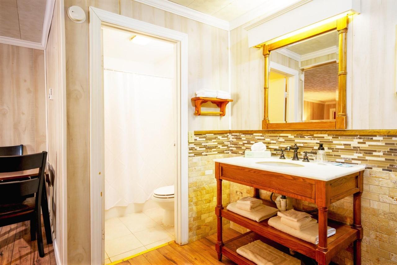 River Front Resort إلكينز المظهر الخارجي الصورة