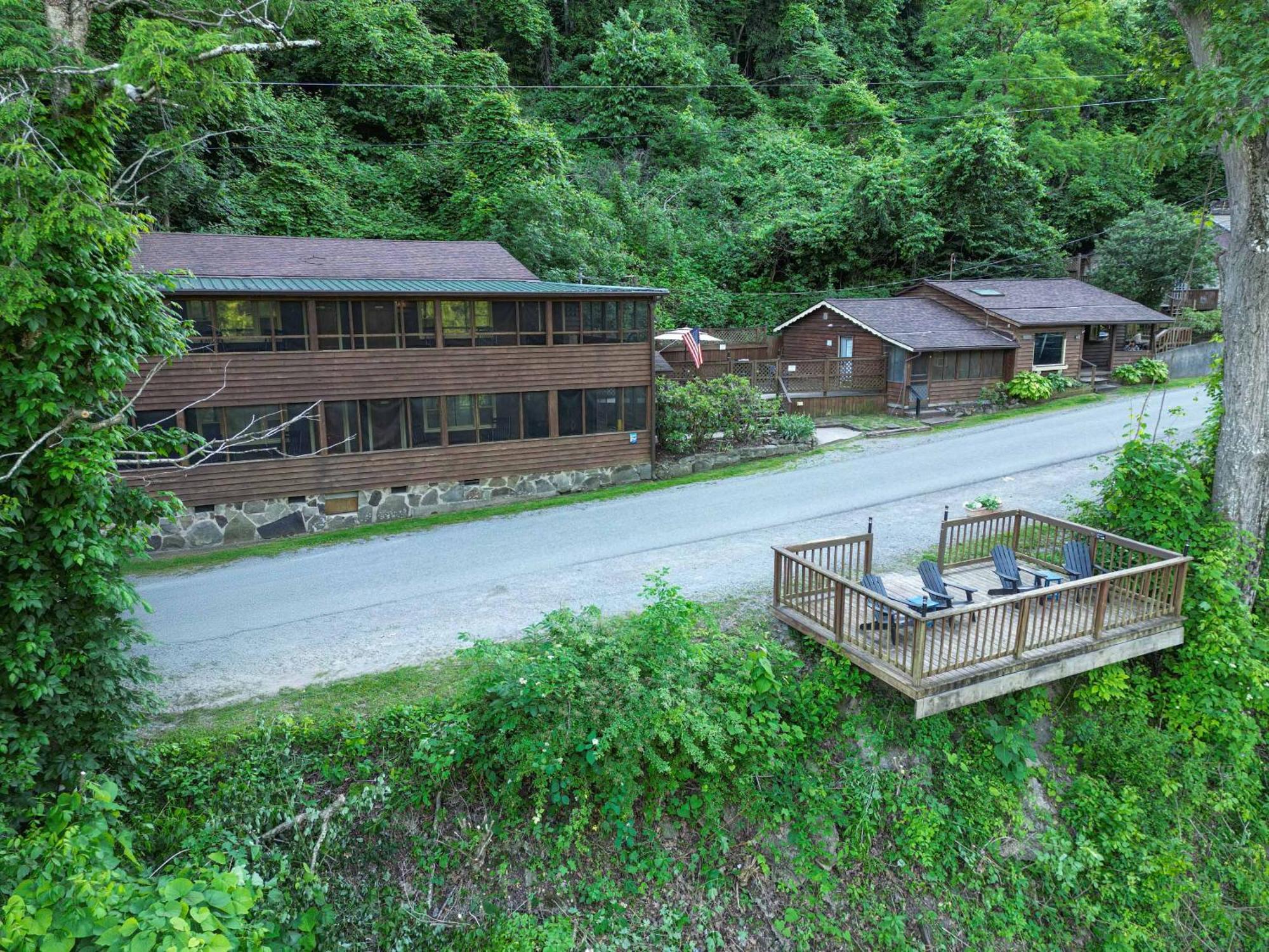 River Front Resort إلكينز المظهر الخارجي الصورة
